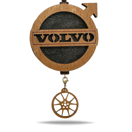 Vonný prívesok Volvo v hnedej farbe